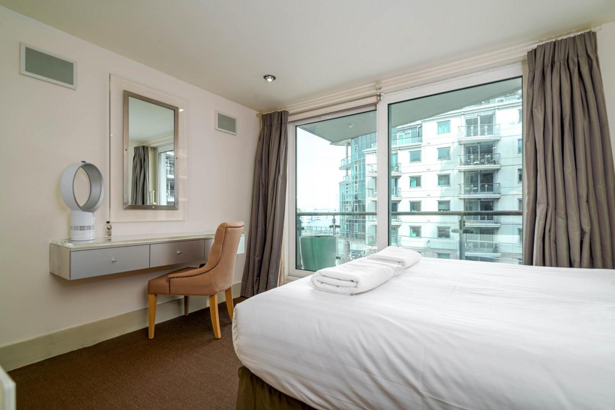 Fabulous 3 Bed Apartment In Vauxhall London Exterior photo