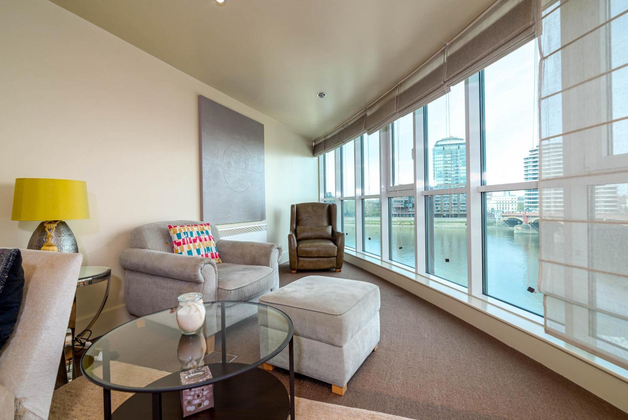 Fabulous 3 Bed Apartment In Vauxhall London Exterior photo