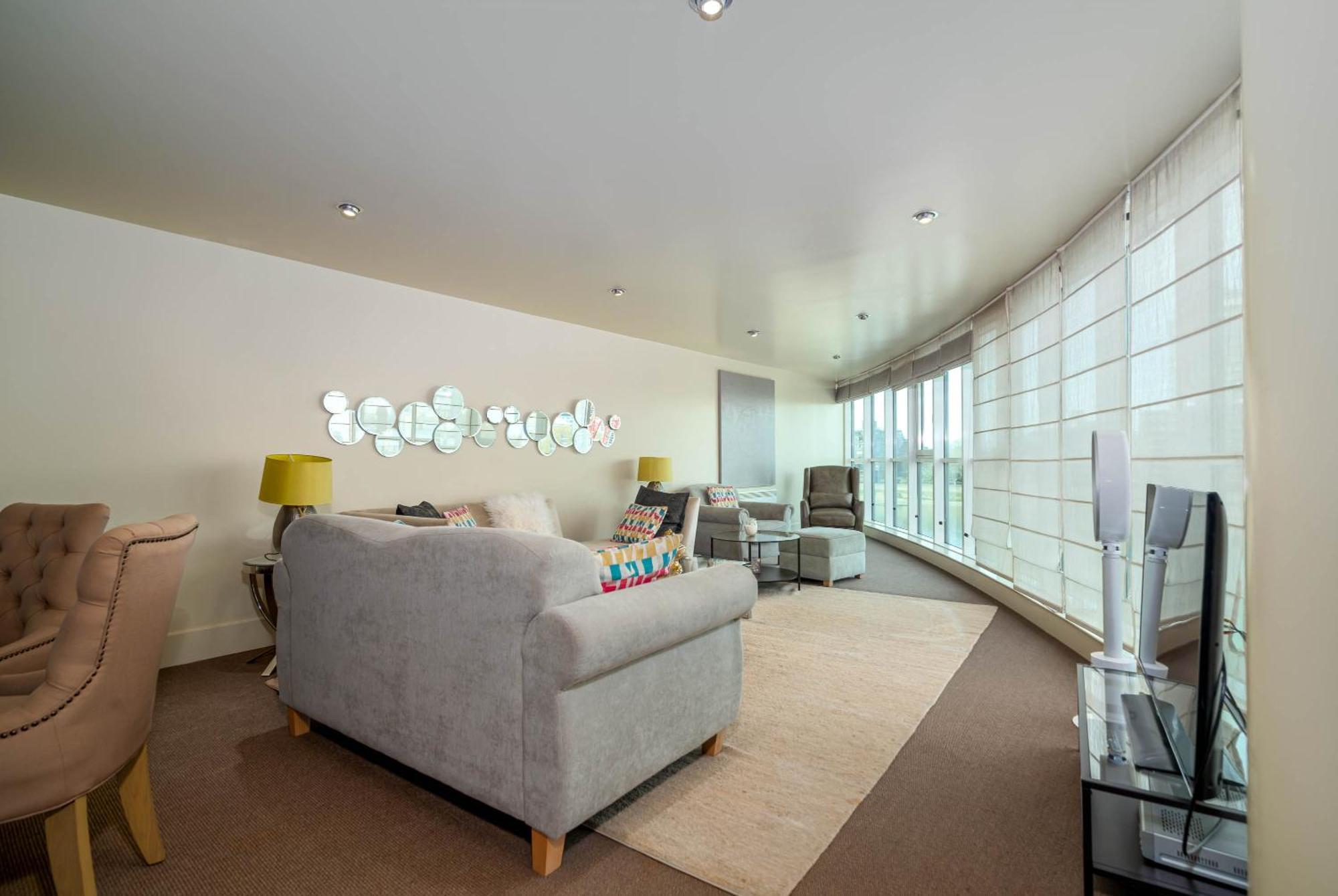 Fabulous 3 Bed Apartment In Vauxhall London Exterior photo