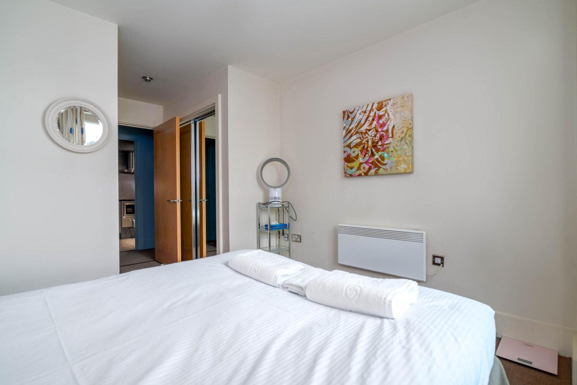 Fabulous 3 Bed Apartment In Vauxhall London Exterior photo