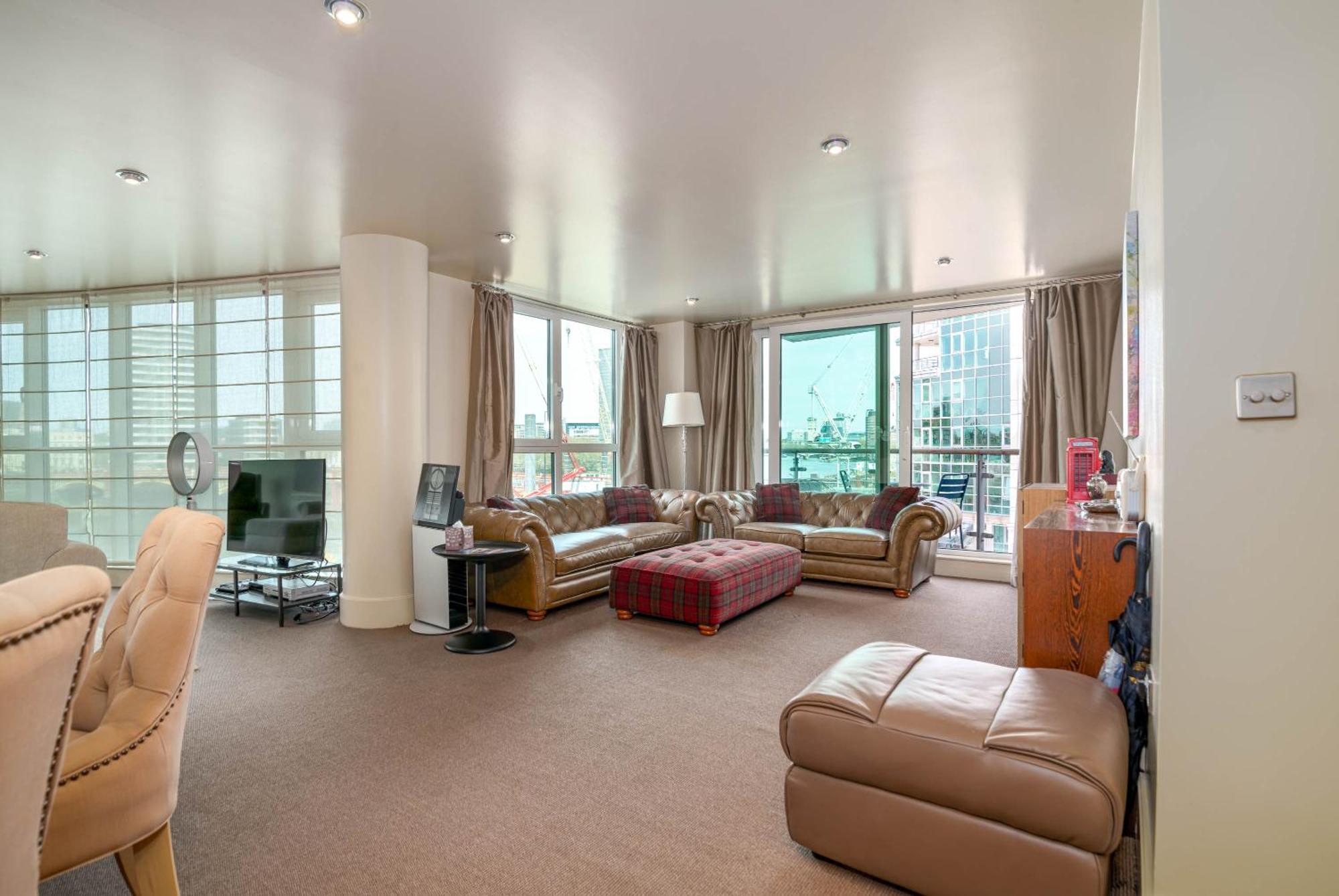 Fabulous 3 Bed Apartment In Vauxhall London Exterior photo