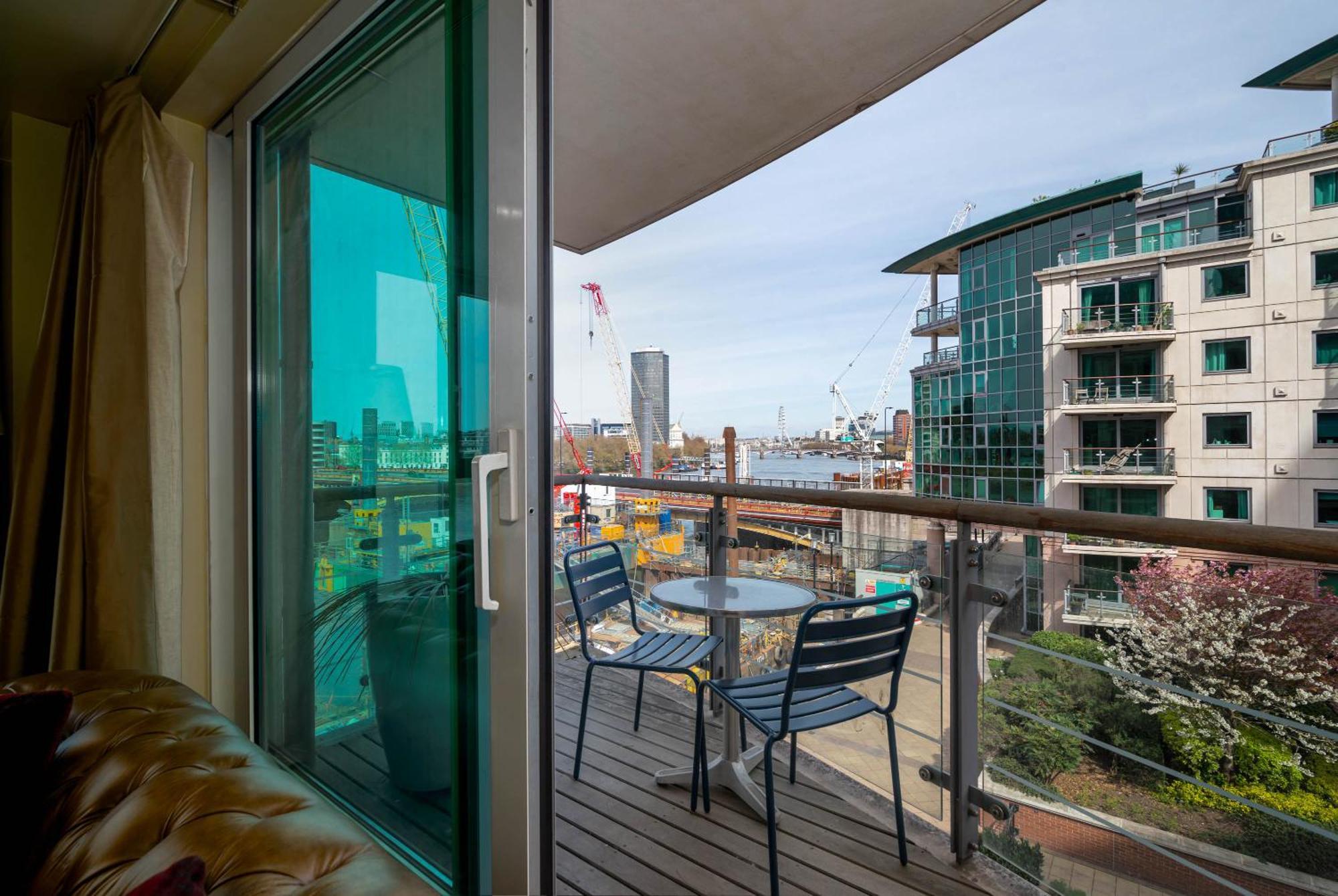 Fabulous 3 Bed Apartment In Vauxhall London Exterior photo