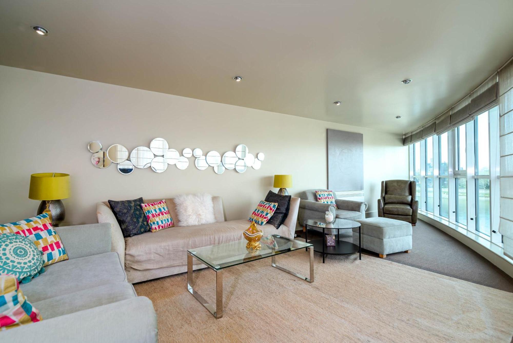 Fabulous 3 Bed Apartment In Vauxhall London Exterior photo