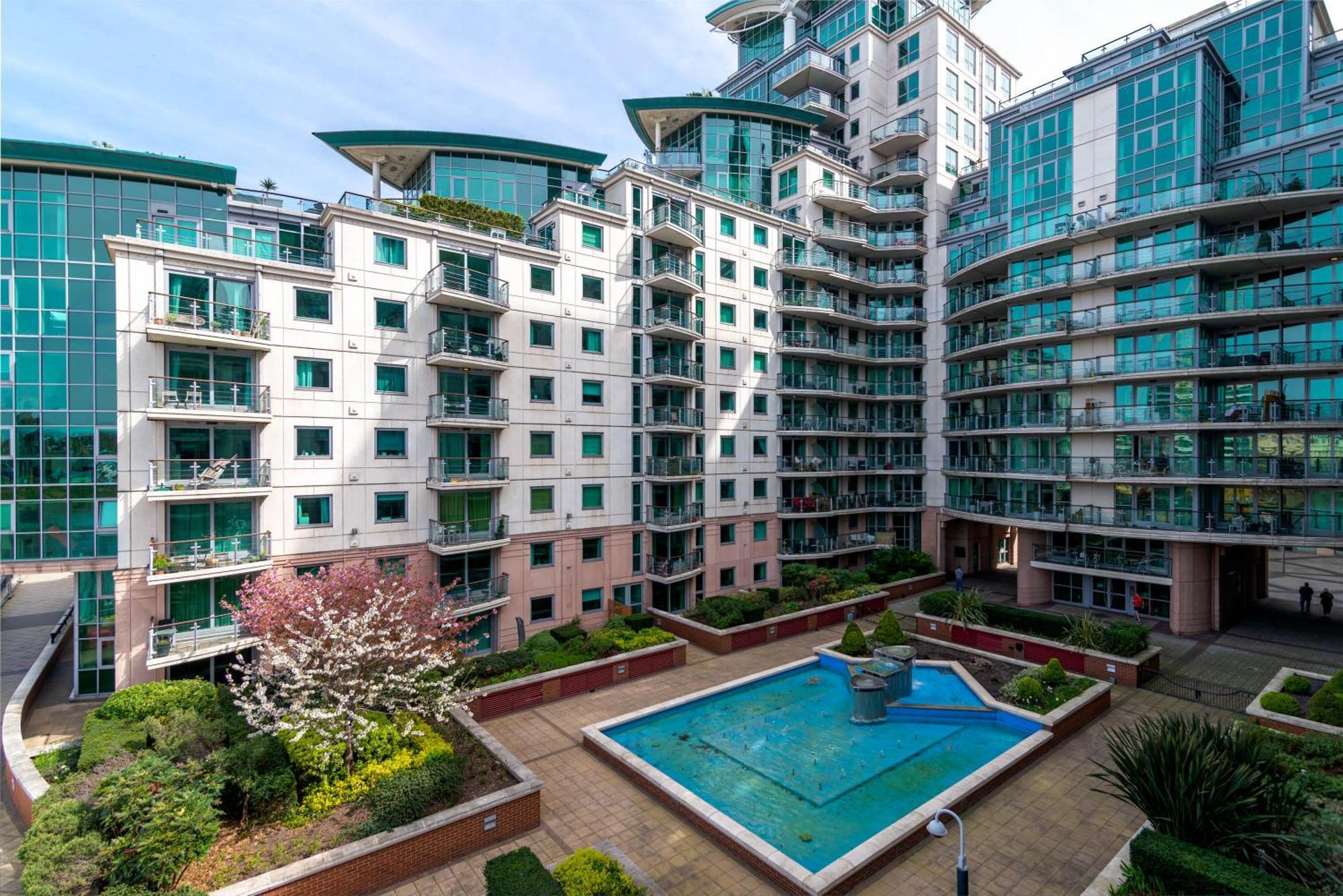Fabulous 3 Bed Apartment In Vauxhall London Exterior photo