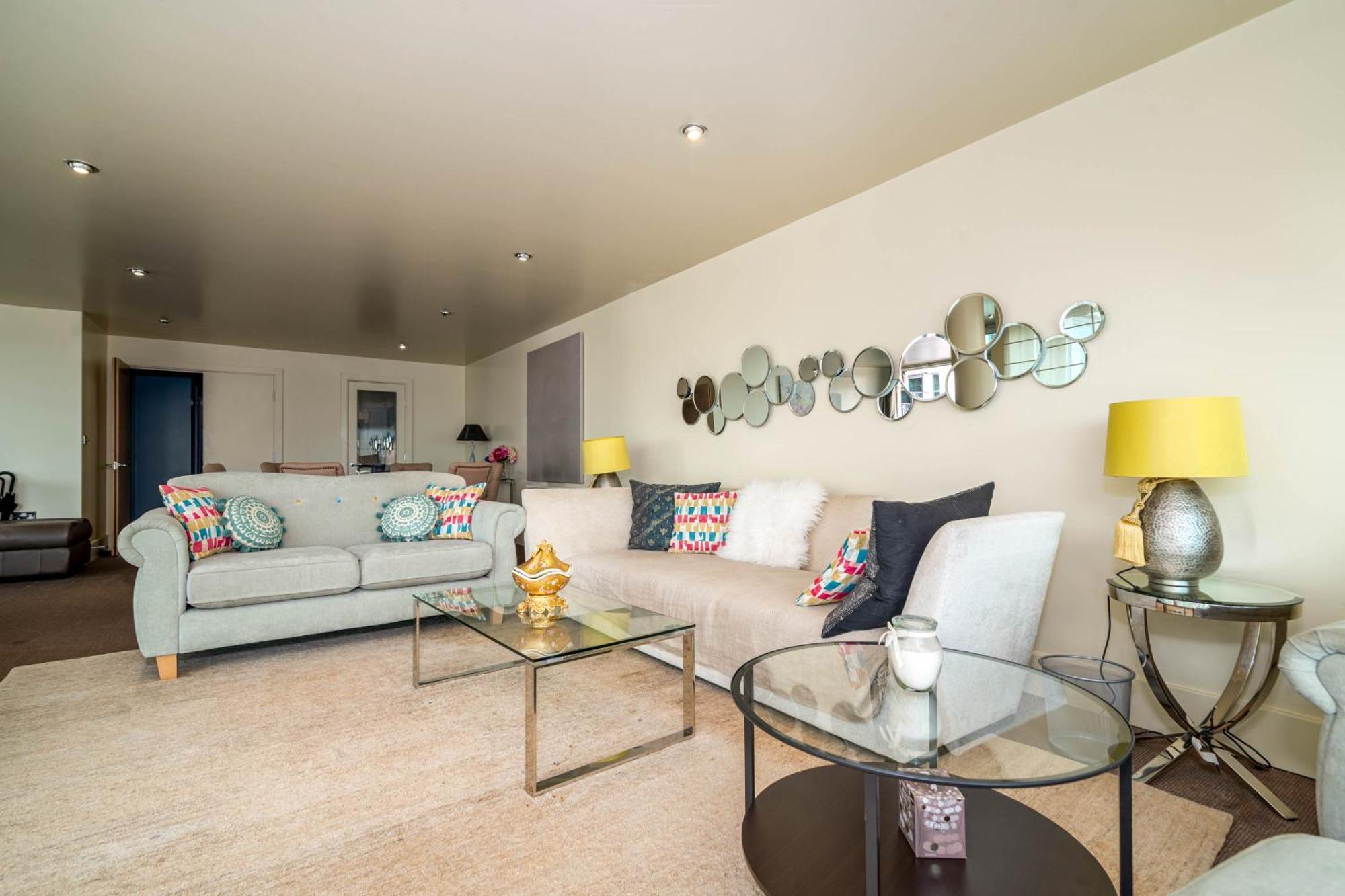 Fabulous 3 Bed Apartment In Vauxhall London Exterior photo